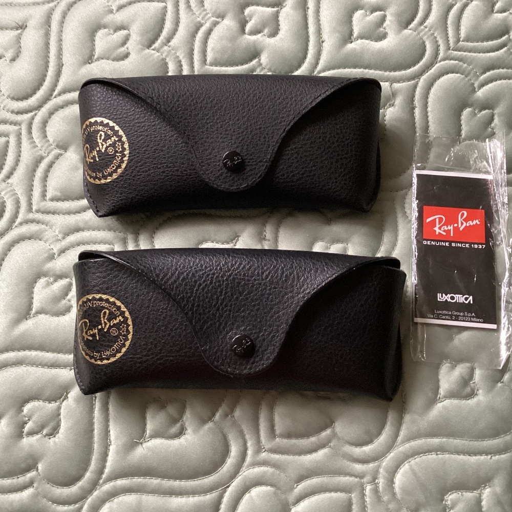 2 Ray Ban cases